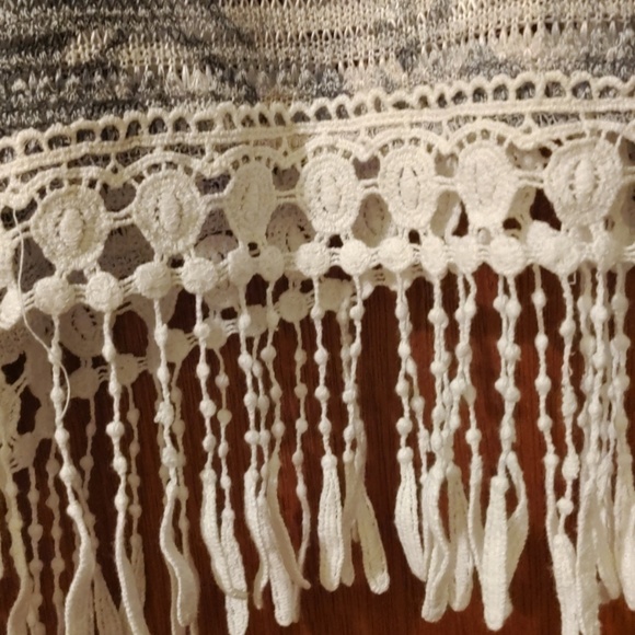 Aeropostale poncho tunic shirt. - Picture 3 of 7